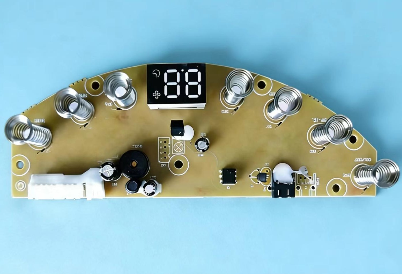 Microcontroller chip enables silent soft-start and precision closed-loop motor control